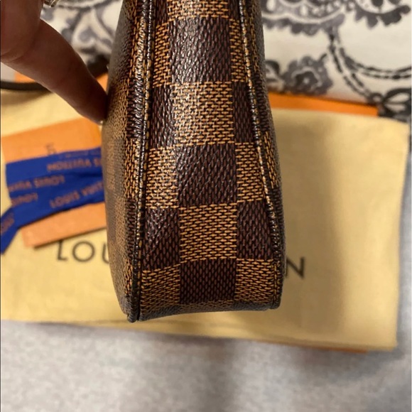 SOLD!! - Picture 3 of 7